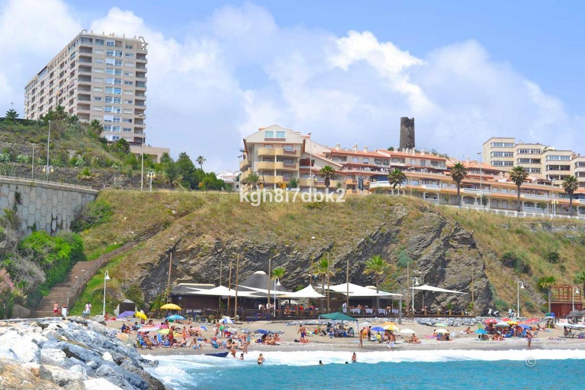 Apartamento frente al mar con increíbles piscinas Benalmádena Exterior foto