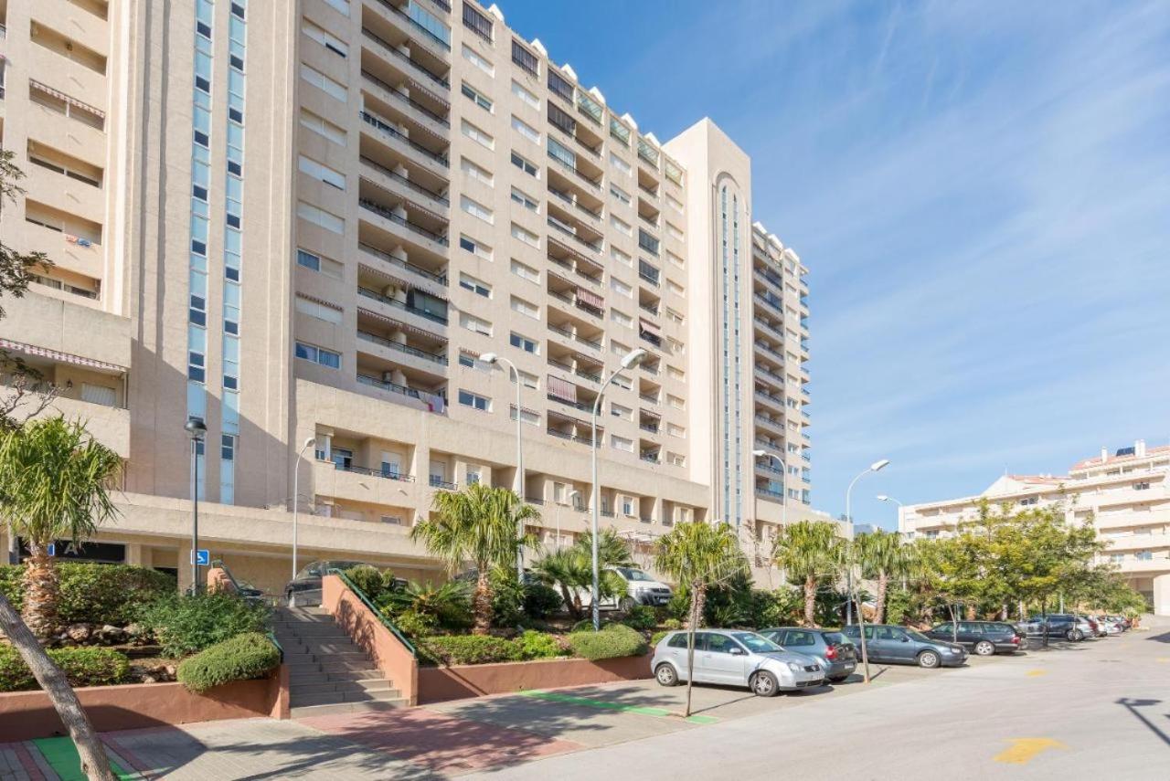 Apartamento frente al mar con increíbles piscinas Benalmádena Exterior foto