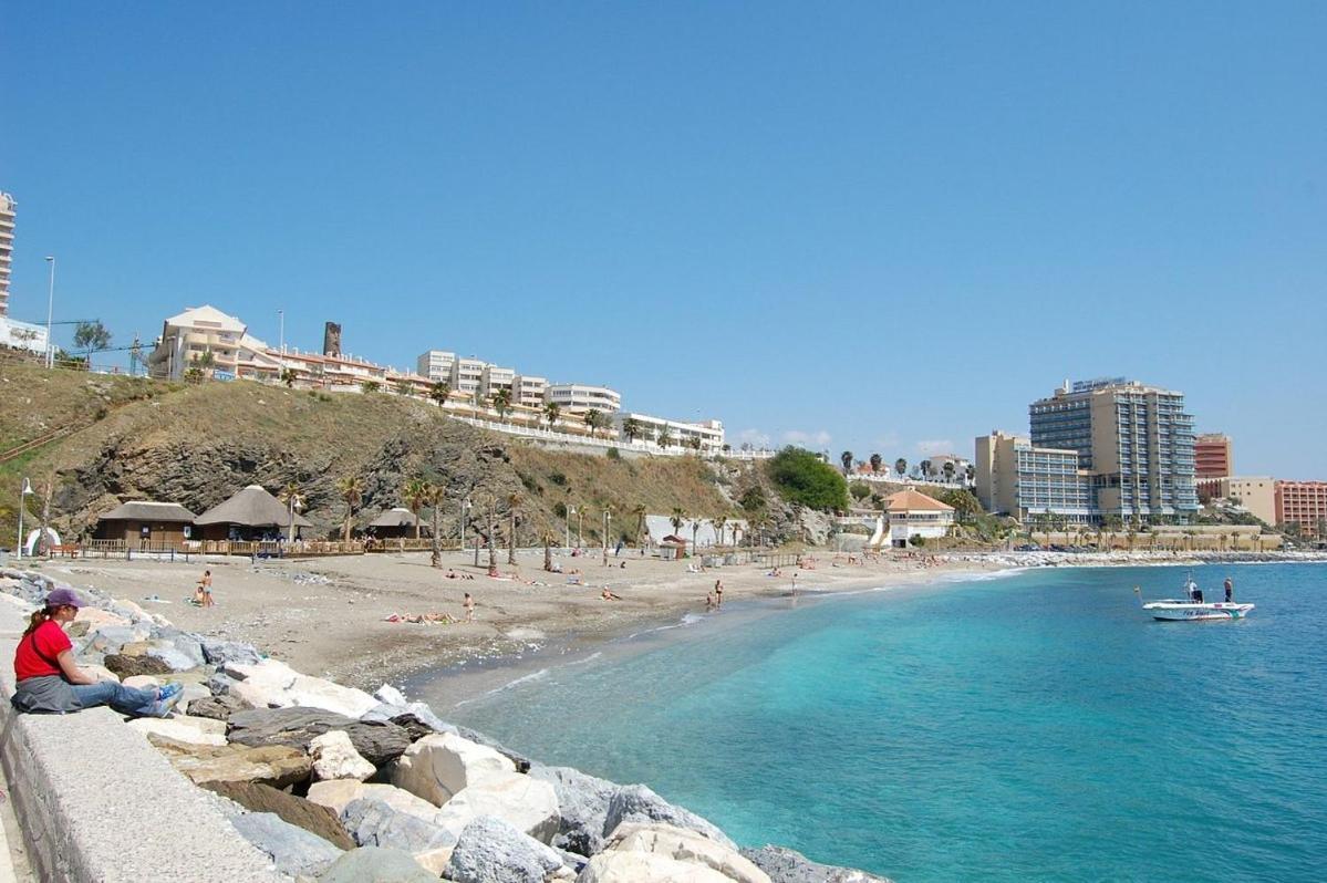 Apartamento frente al mar con increíbles piscinas Benalmádena Exterior foto