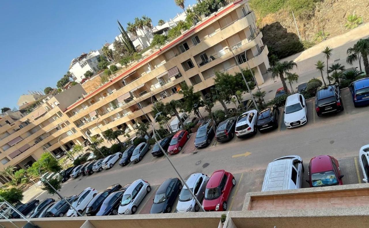 Apartamento frente al mar con increíbles piscinas Benalmádena Exterior foto